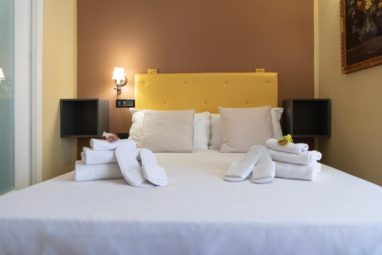 Hotel Suite Ares Napoli Ngoại thất bức ảnh