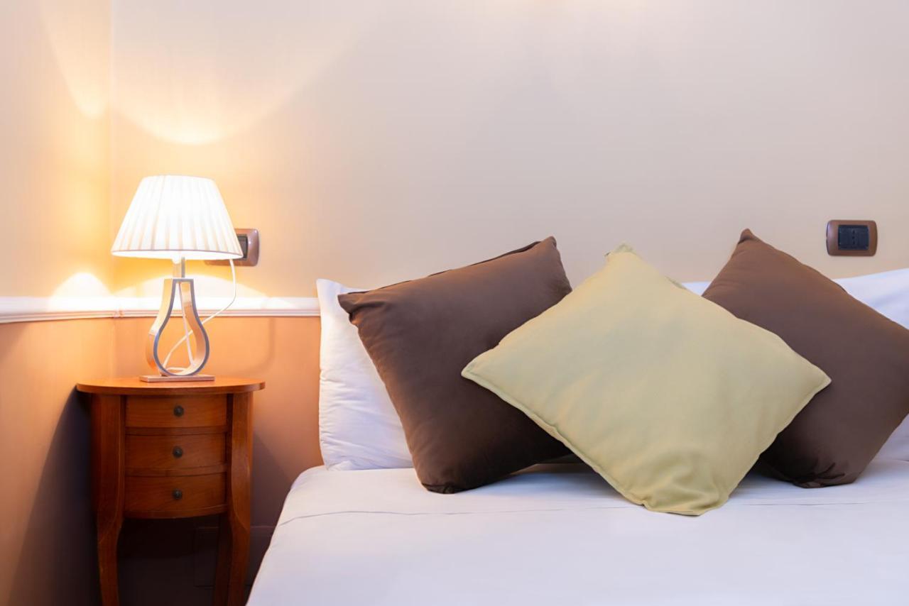 Hotel Suite Ares Napoli Ngoại thất bức ảnh