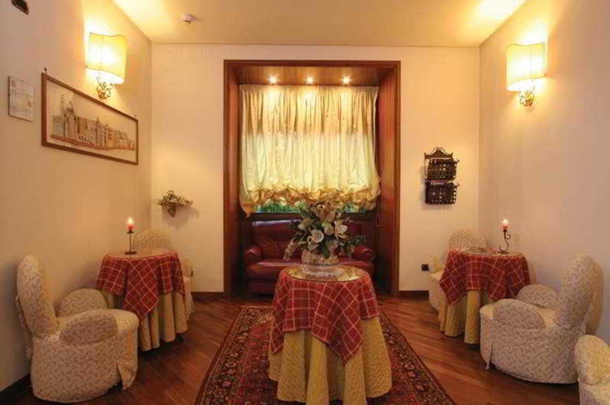 Hotel Suite Ares Napoli Ngoại thất bức ảnh