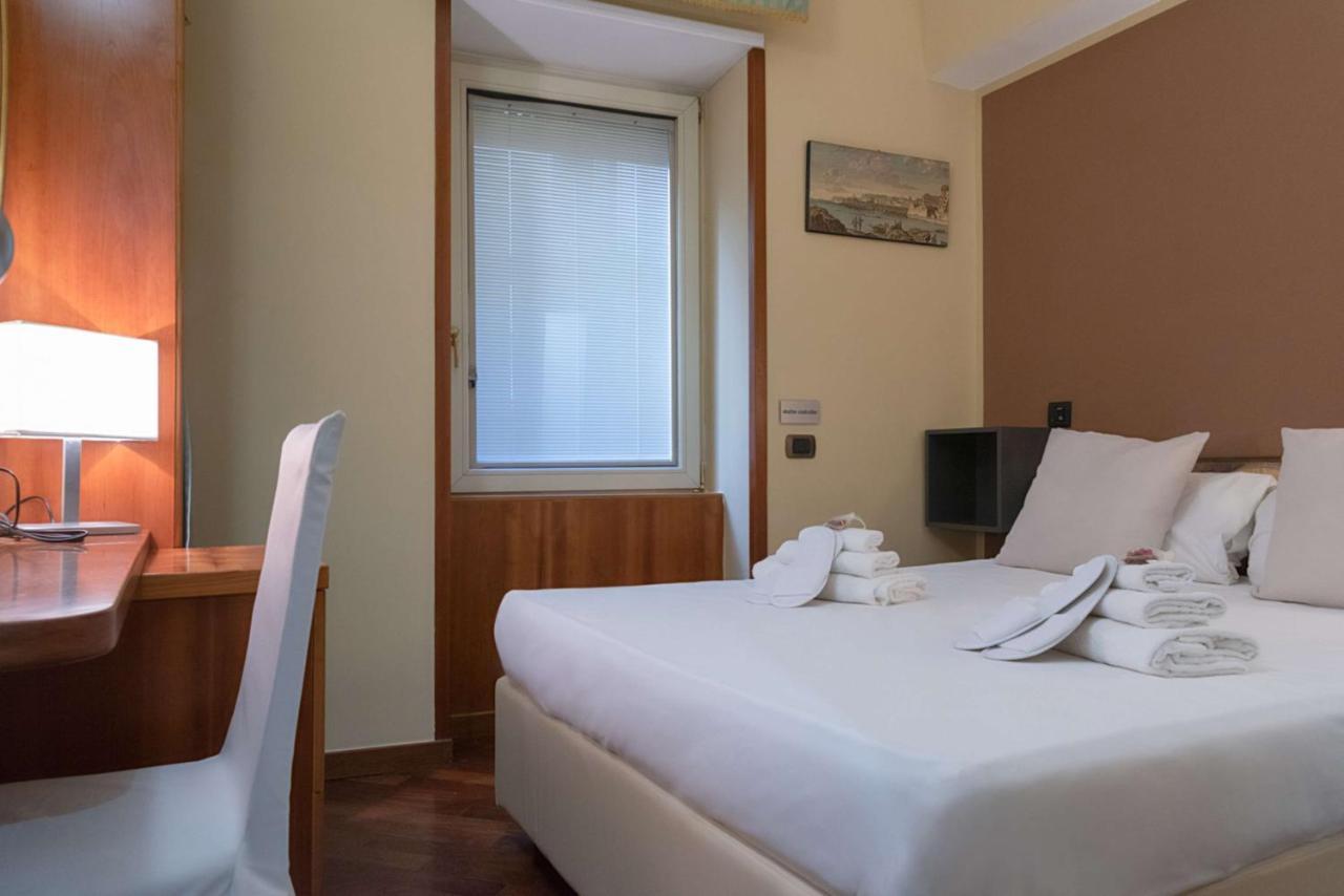 Hotel Suite Ares Napoli Ngoại thất bức ảnh