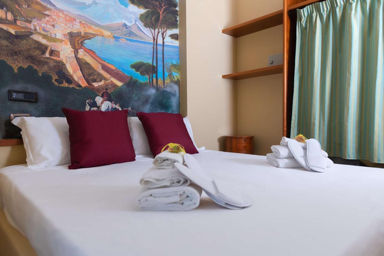 Hotel Suite Ares Napoli Ngoại thất bức ảnh
